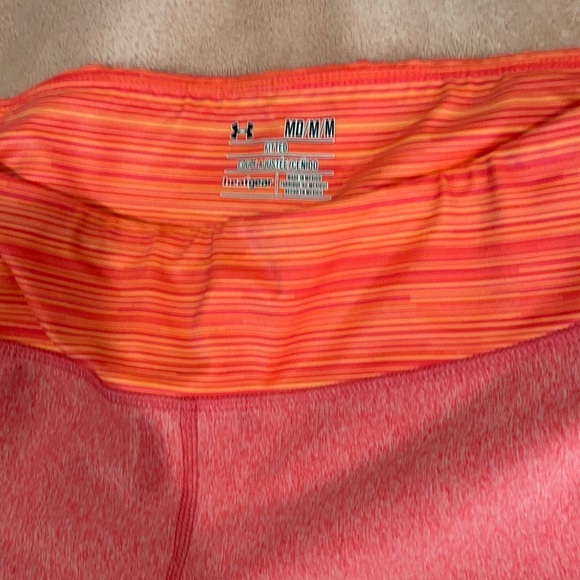 HEAT GEAR NEON UNDER ARMOUR WORK OUT GYM CAPRI LEGGINGS - Picture 4 of 6